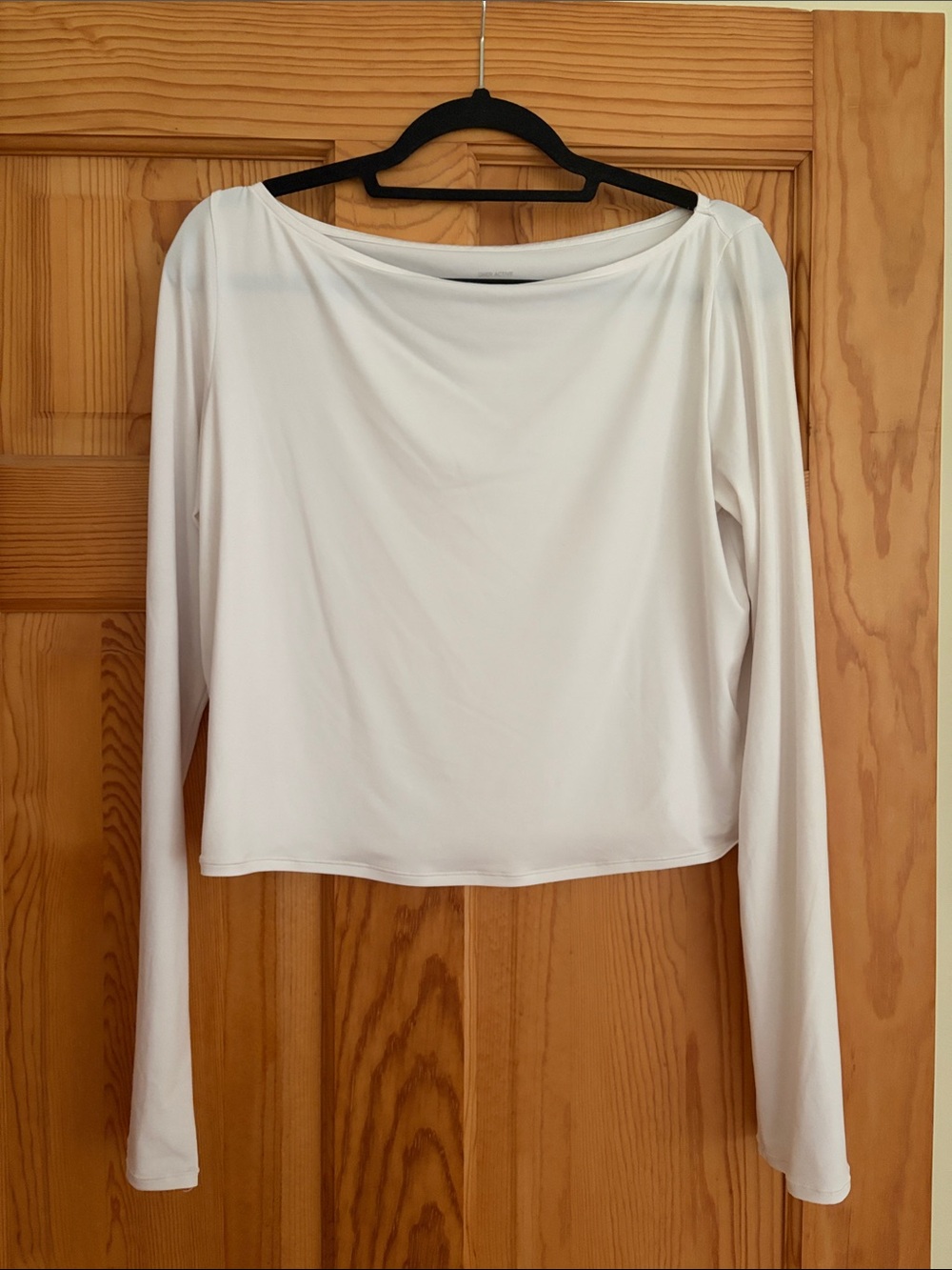 Oner Active FORMESOFT™ RELAXED SLASH NECK LONG SLEEVE TOP - White